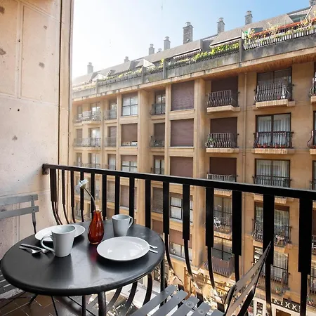 Xuloss 1 Apartment *